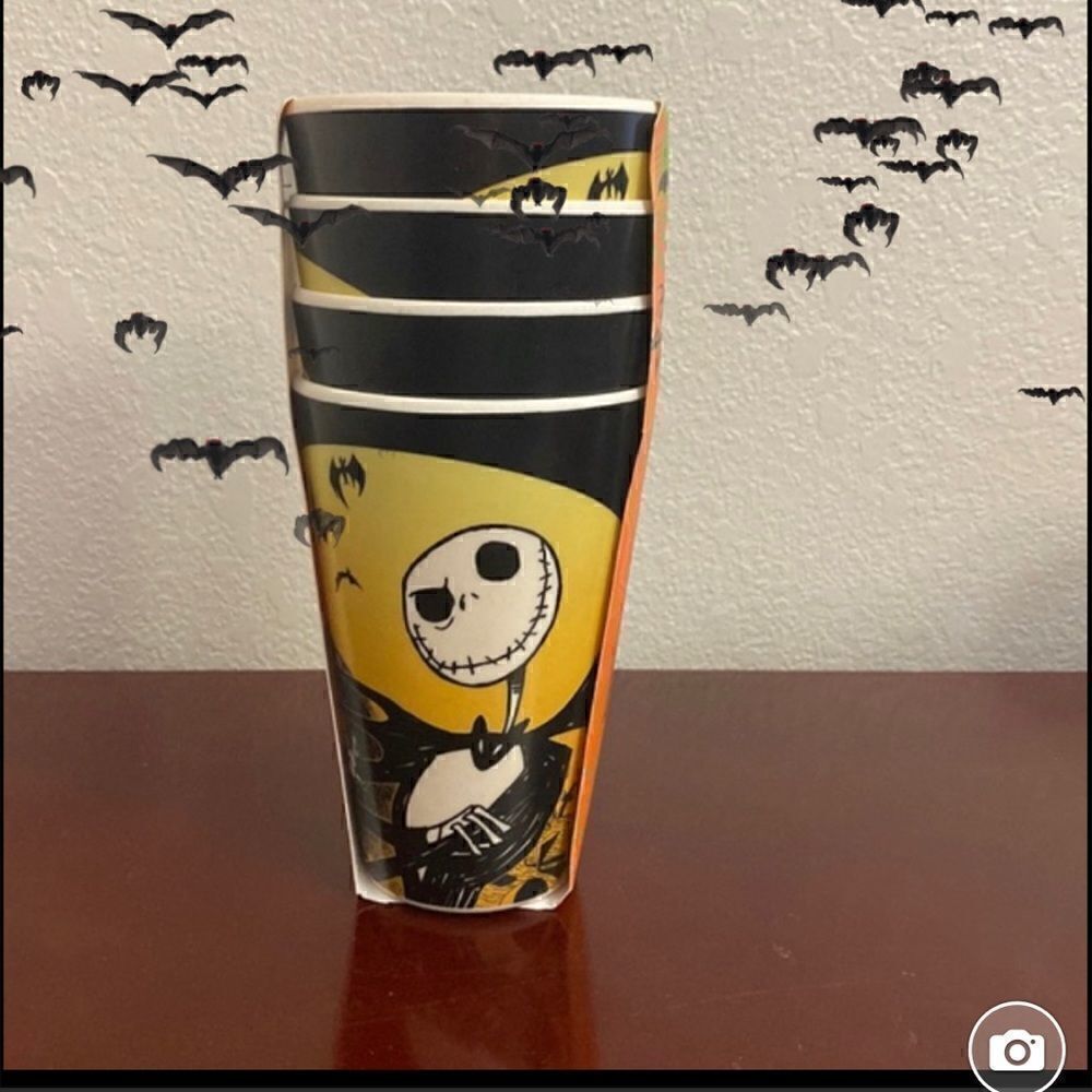 JACK SKELLINGTON THE NIGHTMARE BEFORE CHRISTMAS SET OF 4 CUPS!!!